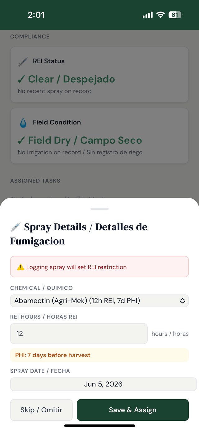 AgCommand spray details screen with REI hours and PHI warning, in English and Spanish